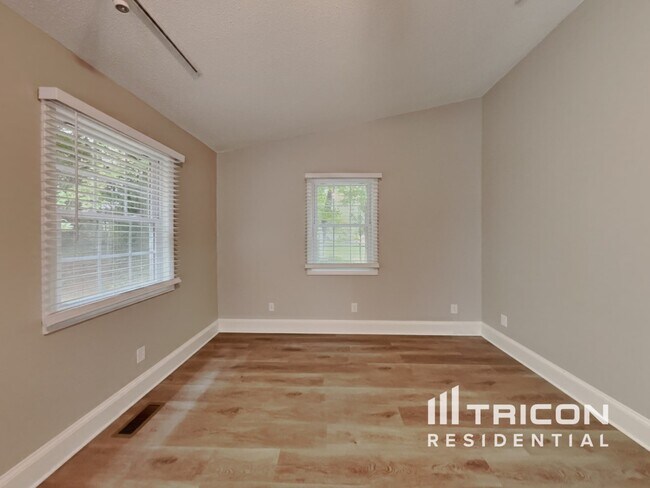 Building Photo - 5710 Windworth Dr