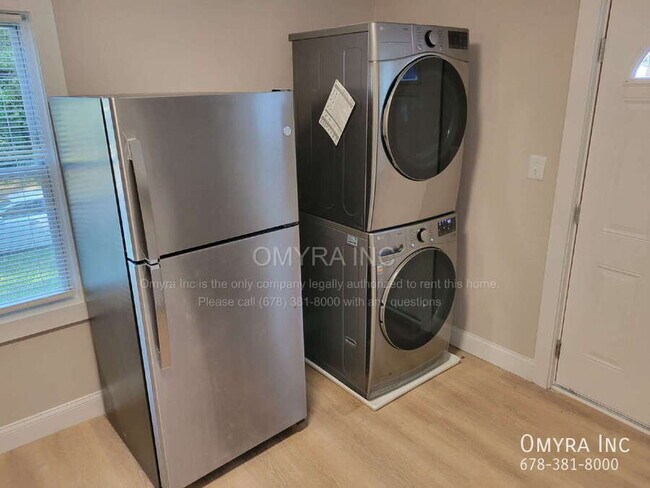 Foto del edificio - 1223 Campbellton Pl SW