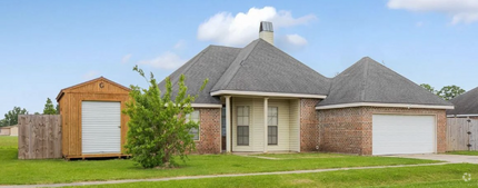 Building Photo - 737 N Belle Cir