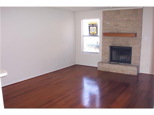 Building Photo - 810 Banister Ln