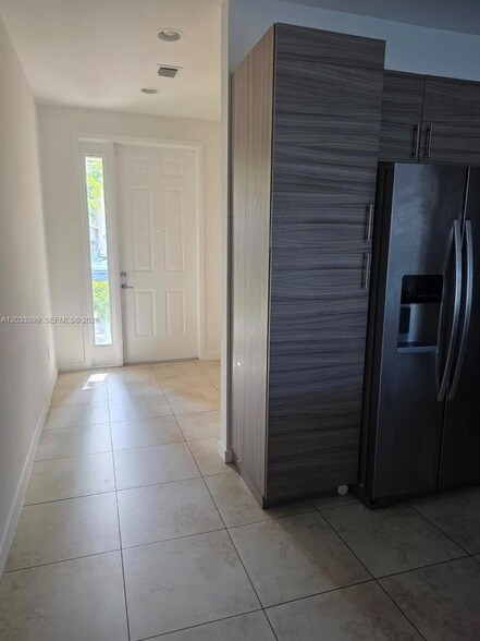 Foto del edificio - 2765 SW 81st Terrace