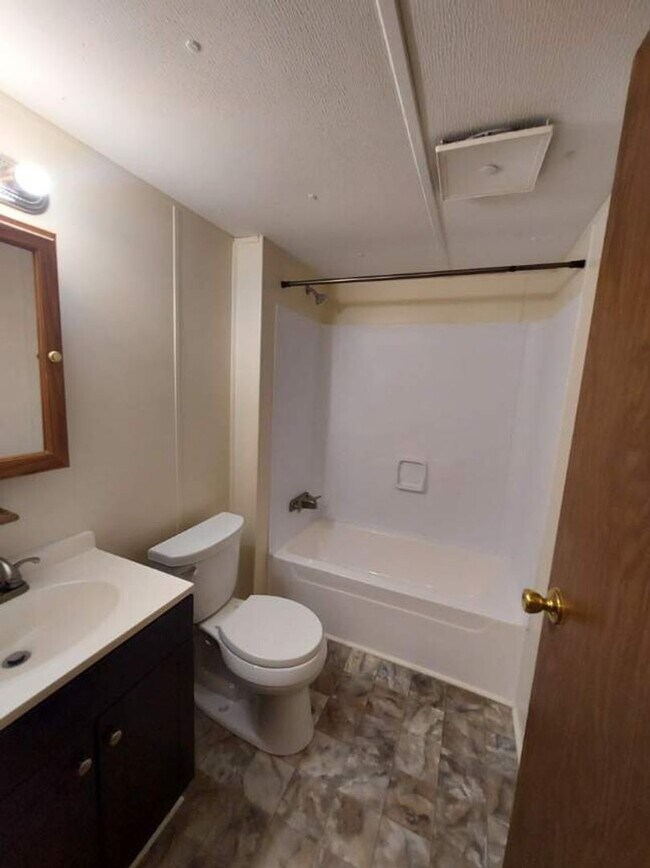 Foto del edificio - 1275 Mt Holly Rd