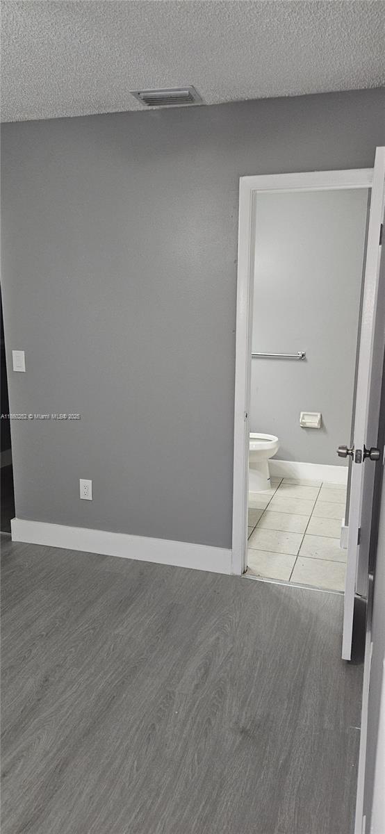 Building Photo - $3,300MONTHLY;862 NE 209TH ST #206 MIAMI, ...