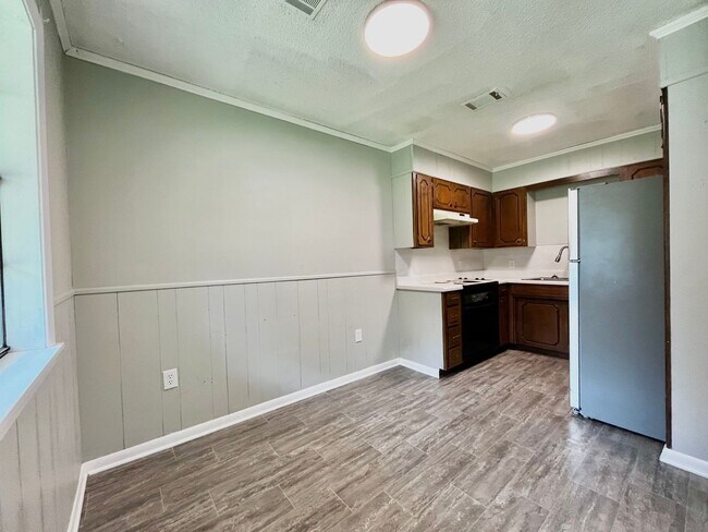 Foto del edificio - 602 N Cross St