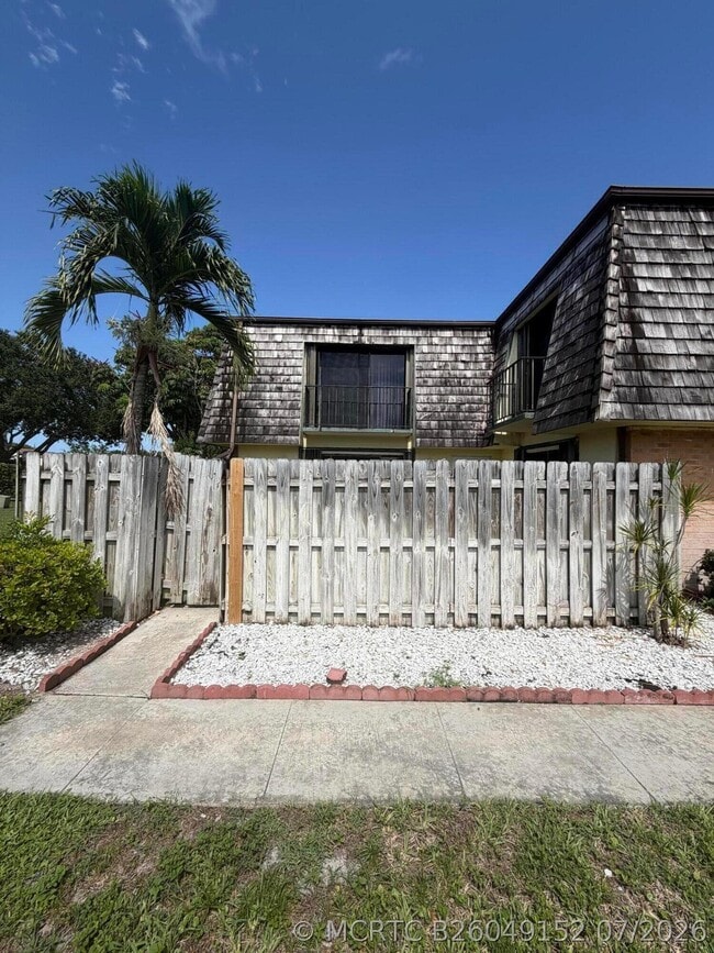 Building Photo - 141 Lake Arbor Dr