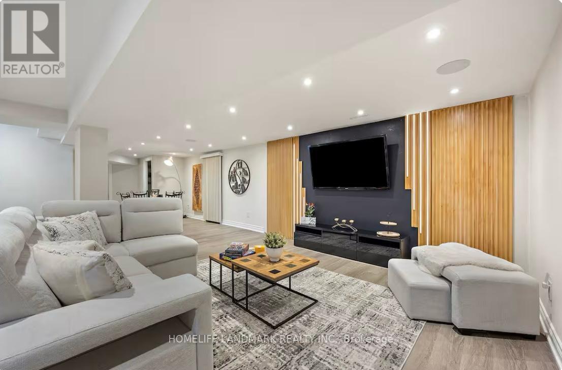 Photo principale - 1739 Mt Albert Rd