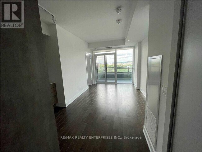 Photo du bâtiment - 181 Bedford Rd