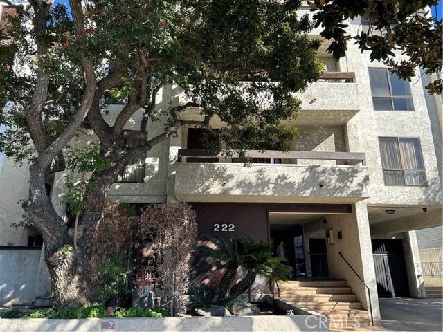 Primary Photo - 222 N Rose St