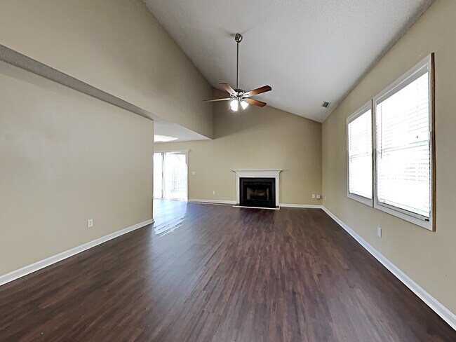 Building Photo - 4805 Mocha Lane