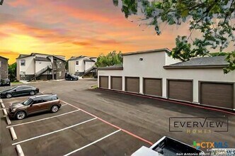 Building Photo - 3067 View Ridge Dr