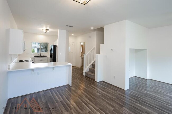 Building Photo - 91-1081-1081 Kaileolea Dr