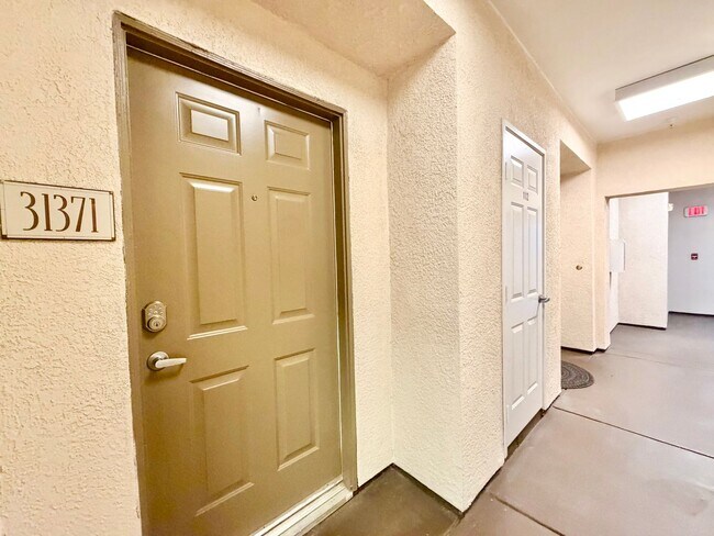 Foto del edificio - Stylish 2 Bedroom 2 Bathroom 1 Car Garage with Resort Style Amenities in Prime Temecula Location