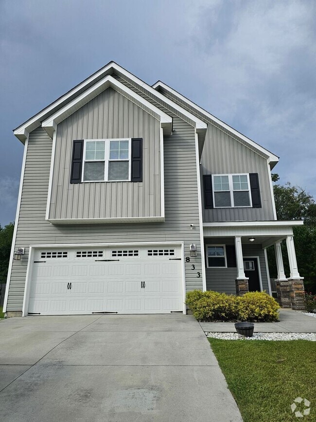 Building Photo - 833 Tuscarora Trl