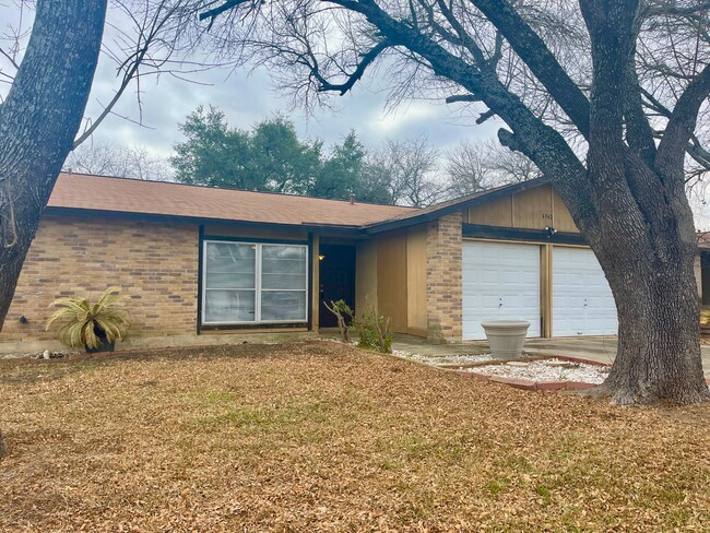 Building Photo - Move-In Special. 1 Month Free Rent with a 12-month lease