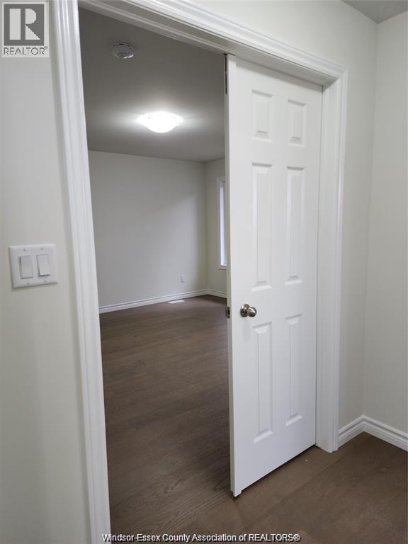 Building Photo - 1045 Aspen Ridge Cres