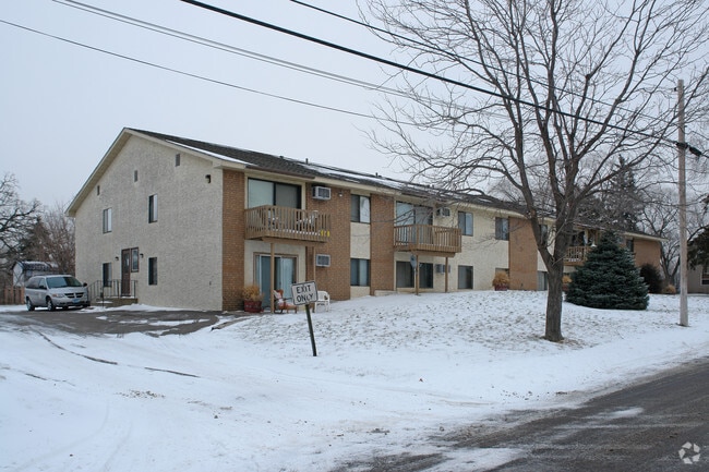 Building Photo - 2209 Branch Ave