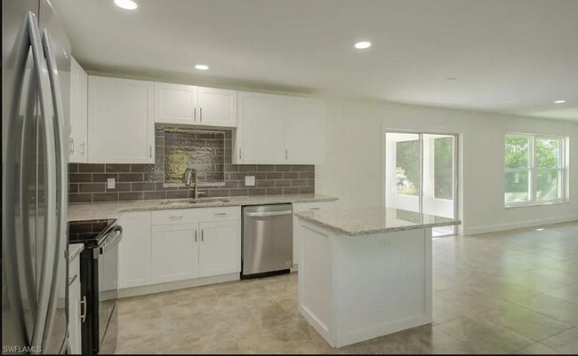 Building Photo - 2404 Fisher Ct