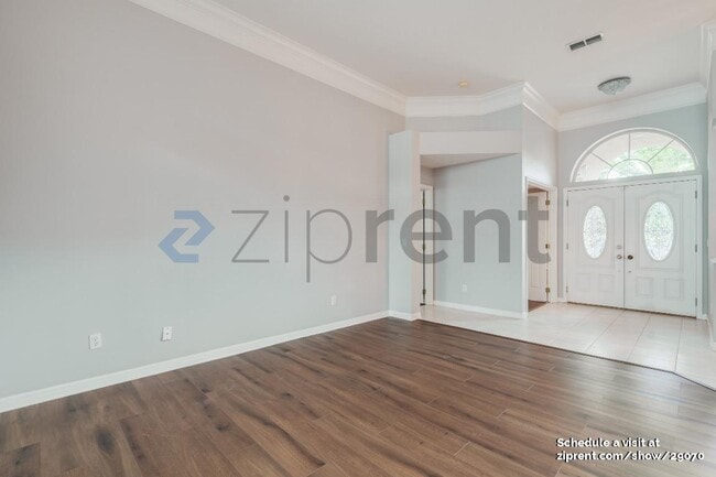 Building Photo - Unit