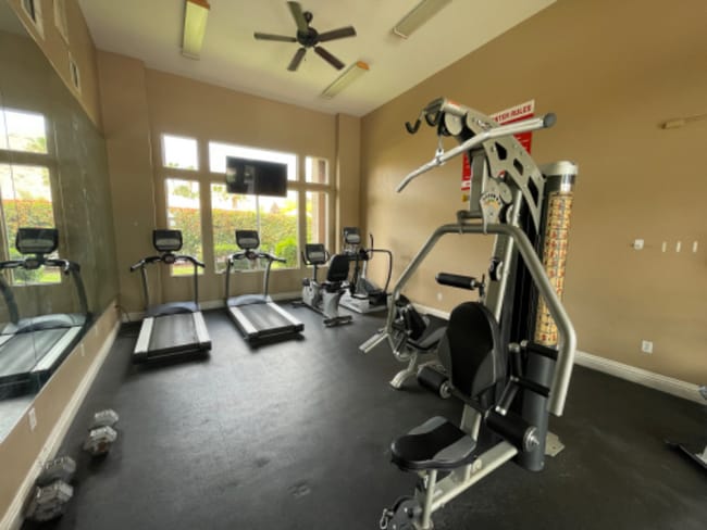 Foto del edificio - 3910 Legend Hills St
