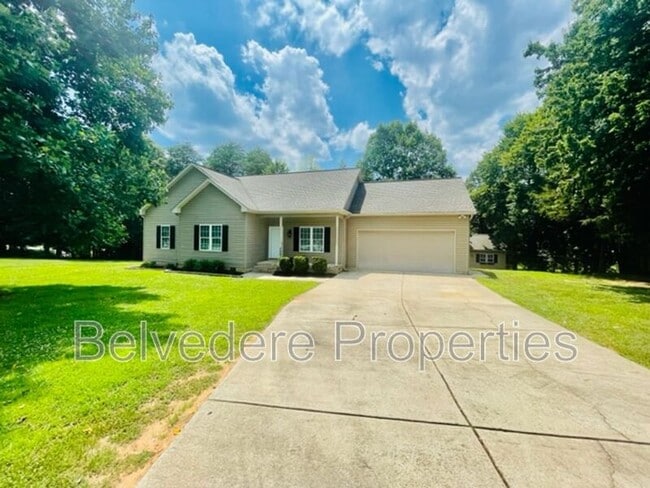 Building Photo - 7541 Strawberry Rd