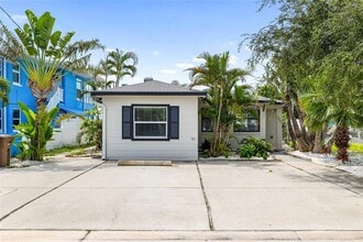 Building Photo - 231 E Madeira Ave