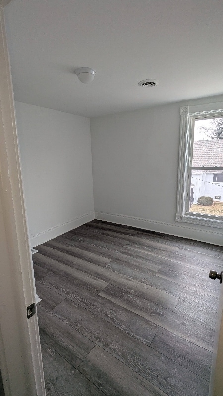 Building Photo - 1523 St Clair River Dr