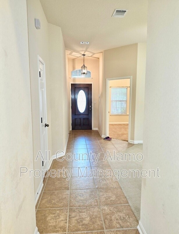 Foto del edificio - 3223 Briscoe Trail