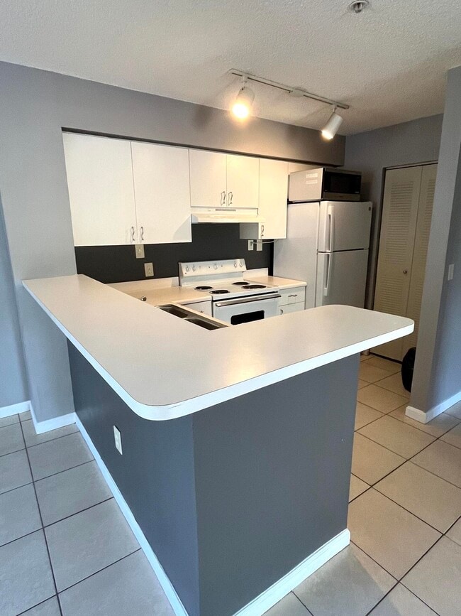 Foto del edificio - 7808 Sonoma Springs Cir