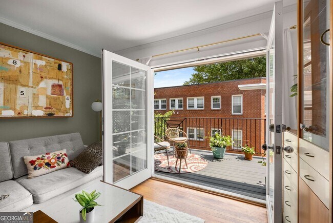 Foto del edificio - 866 Briarcliff Rd NE