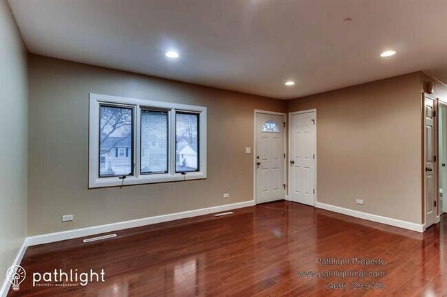 Foto del edificio - 257 Mark Avenue, Glendale Heights, IL, 60139