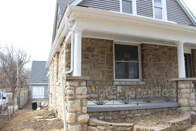 Foto del edificio - 250 N Thorpe St