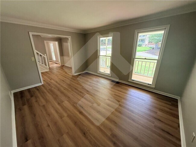 Building Photo - 2890 Brookcliff Ln
