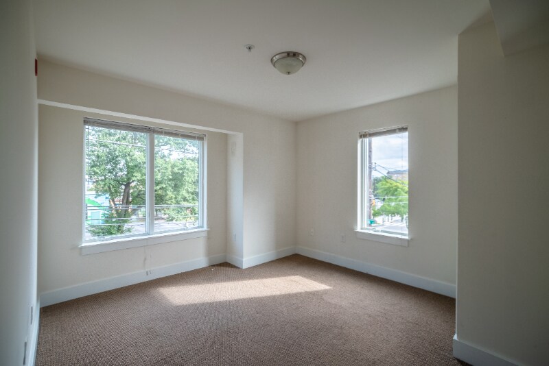 Foto principal - 441 N 32nd St