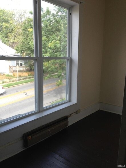 Foto del edificio - 517 S Rogers St