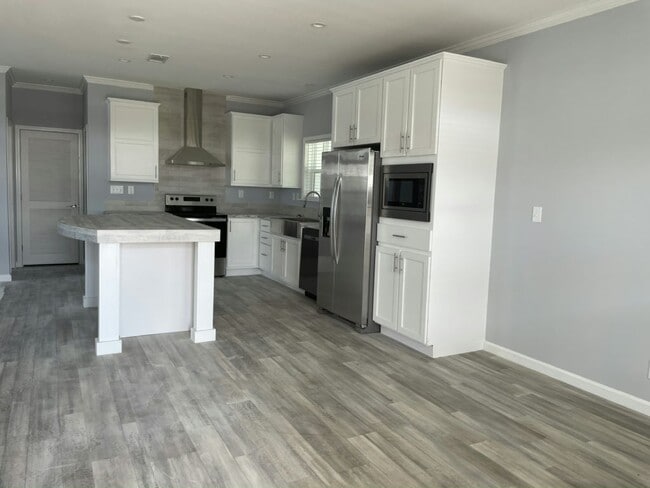 Foto del edificio - 586 Country Meadows Blvd