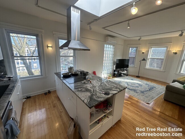 Foto del edificio - 229 Harvard St