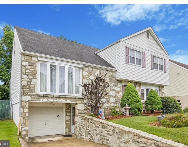 Foto del edificio - 9813 Ferndale St