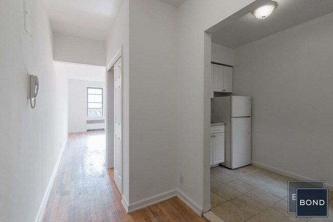 Building Photo - 432 East 83 Street