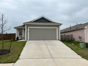 Building Photo - 7501 Ivy Trellis Trl