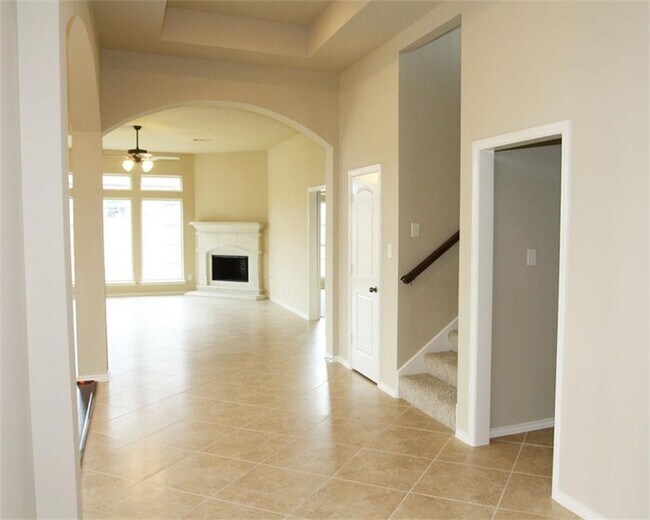 Building Photo - 10318 Bellago Ln