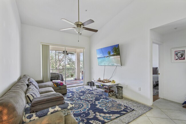 Building Photo - 4228 Central Sarasota Pkwy