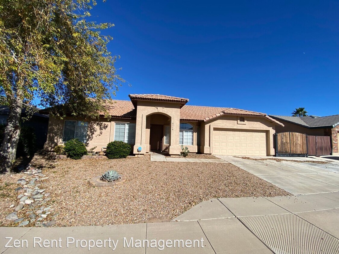 3 br, 2 bath House 10546 E Carol Ave House Rental in Mesa, AZ