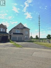 Building Photo - 40 Thatcher Crescent
