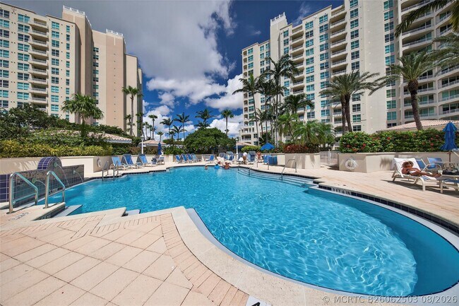 Foto del edificio - 3700 S Ocean Blvd