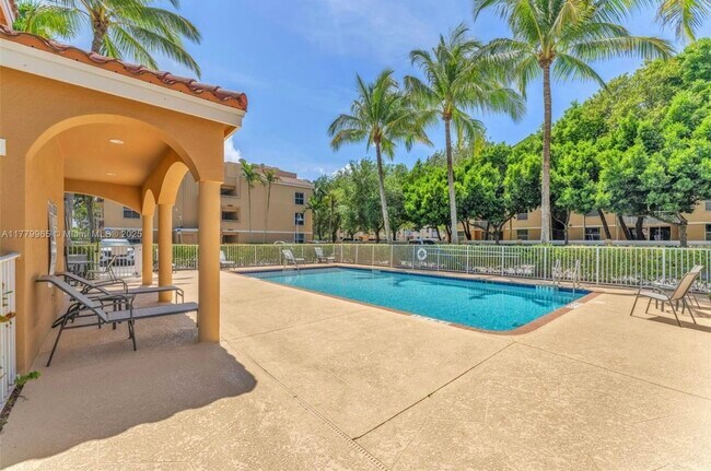 Photo - 619 E Sheridan St Apartment