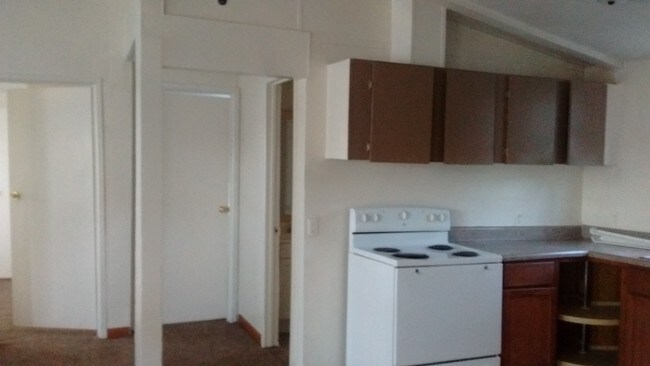 Building Photo - 3926 Root Cir