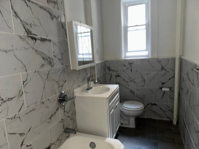 Foto del edificio - 804 Avenue C