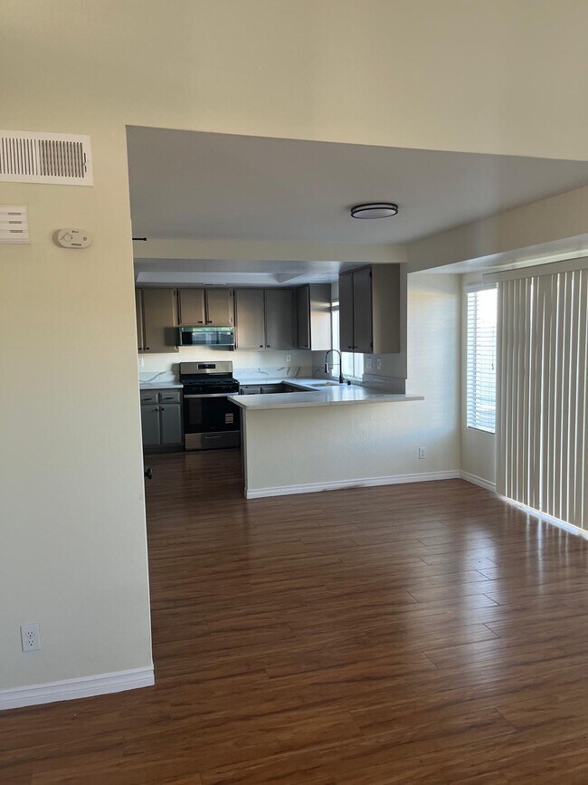 Foto del edificio - 13410 Crystal Springs Dr