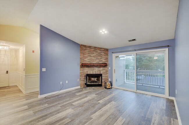 Foto del edificio - 5011 Opal Ridge Ln