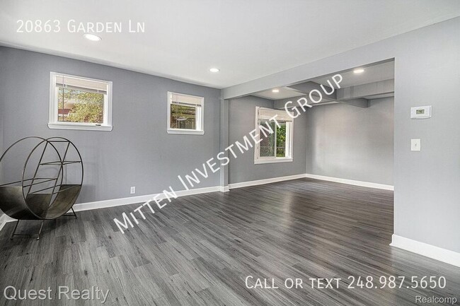 Foto del edificio - 20863 Garden Ln